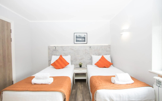Westciti Caroco Aparthotel