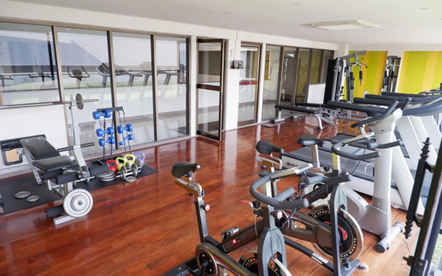 Thomson Hotel Huamark
