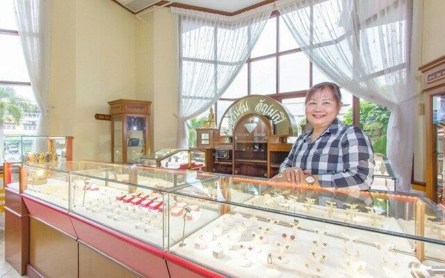 New The O.V & Ruen Dusit Hotel