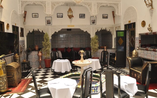 Riad La Porte d'Or & Spa