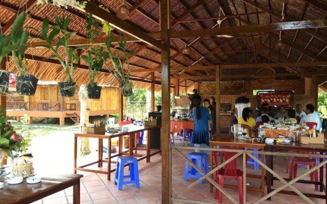 Mekong Daniel Bungalow