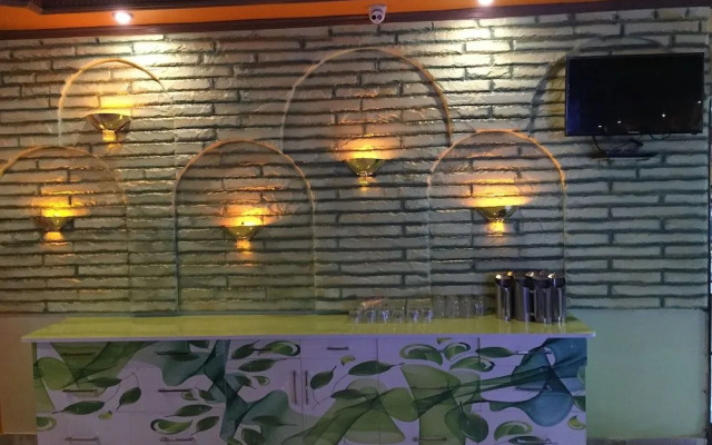 Hotel Samrat