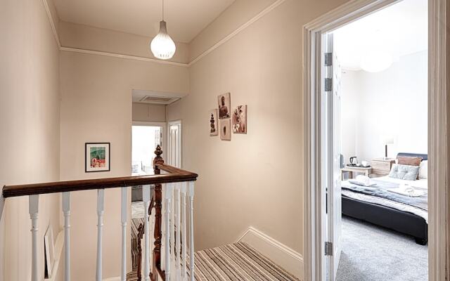 Willows-Cardiff Guest House