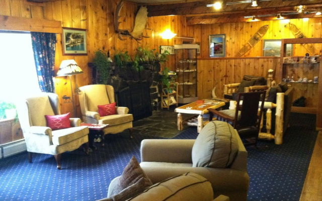 Summit Lake Lodge