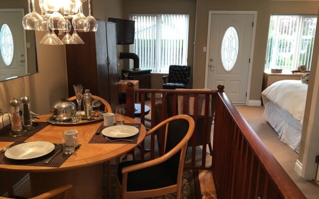 Corbett Guest Suites