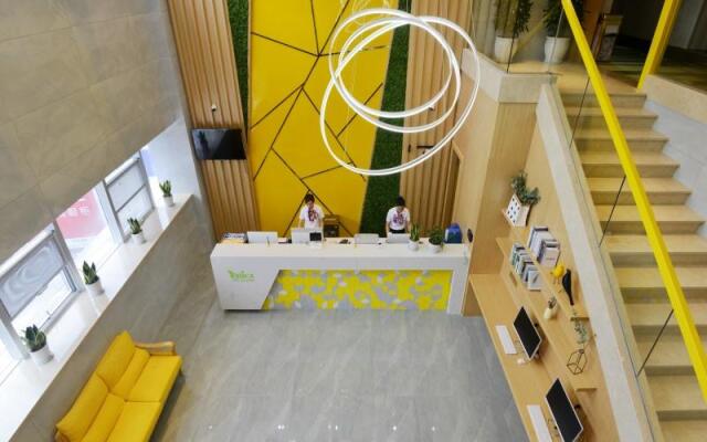 Vatica Huanggang Luotian County City Square Hotel
