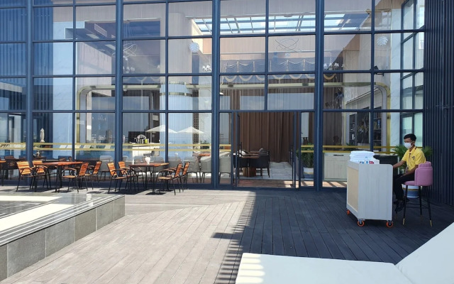 Legend Hotel and Resort