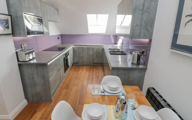 Foxton Penthouse