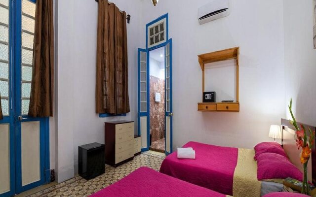 Hostal Drobles Guesthouse Neptuno