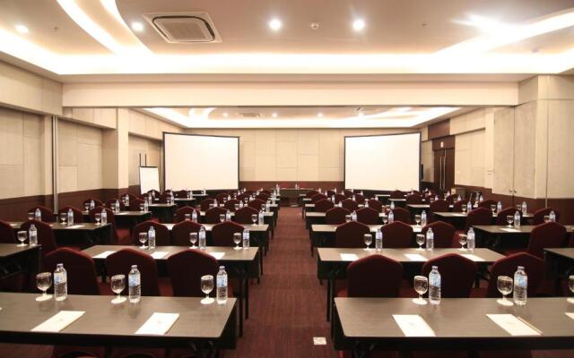 Aveon Hotel Yogyakarta by Daphna Management