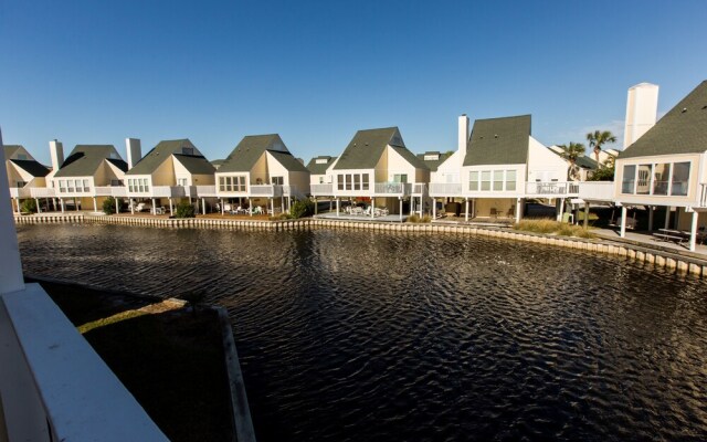 Sandpiper Cove Villas by Holiday Isle