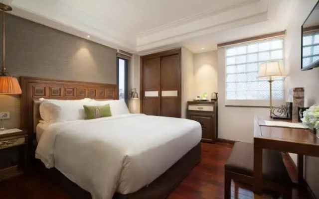 Hanoi Phoenix 1