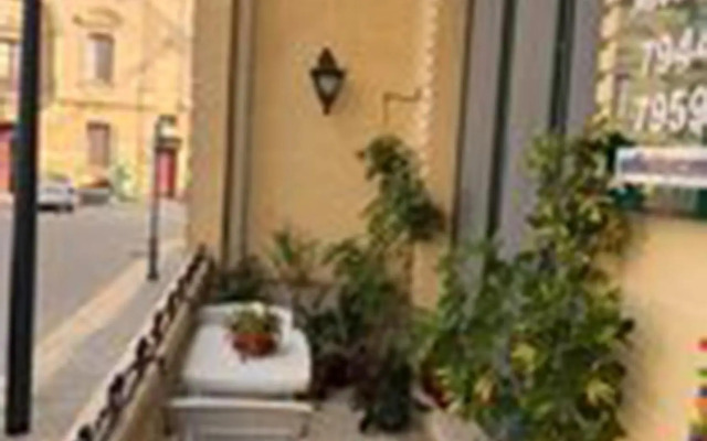 Qronfli Holiday Apartments With Swimming Pool