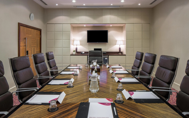 Crowne Plaza Reading