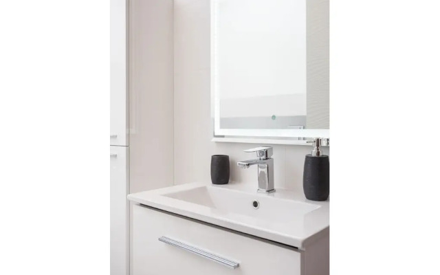 Apartamenty InPoint Mogilska Tower