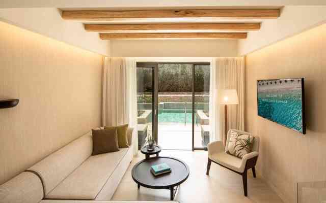 Mitsis Rinela Beach Hotel