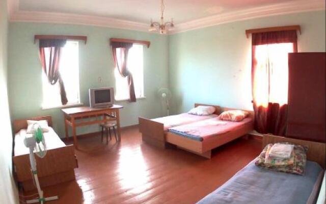 Guesthouse on Abovyana 26