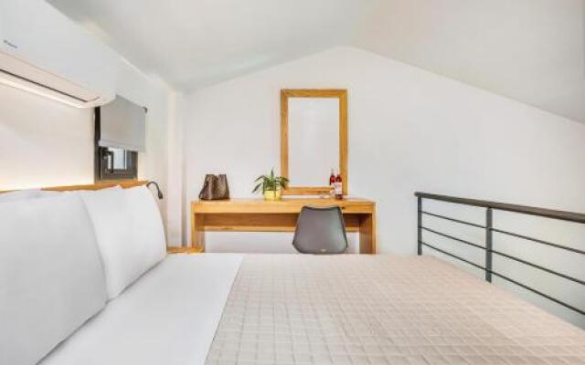 Alex Mare Suites