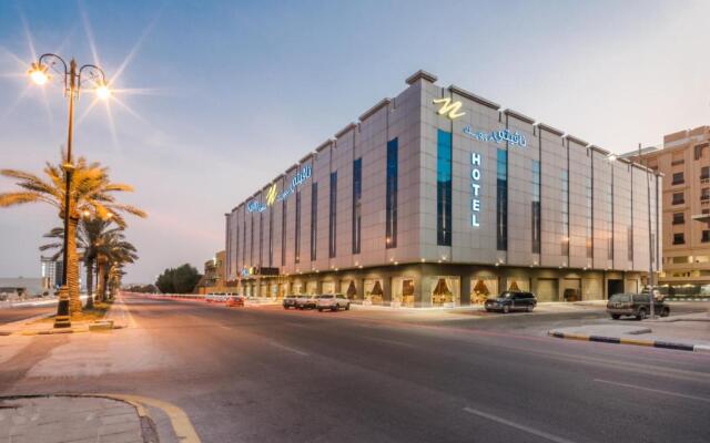 Naviti Warwick Al Khobar