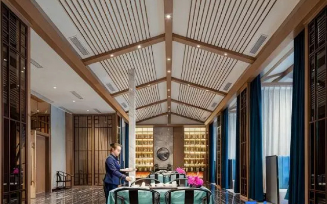 Vienna International Hotel (Xuanhan Branch)