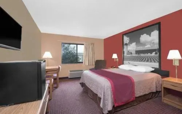 Super 8 Fosston