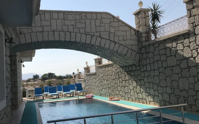 Akkum Hotel