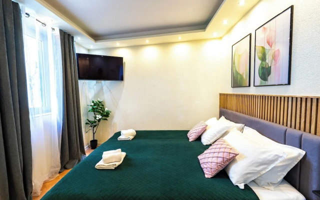 Elegant APT 5 min walk from Split center
