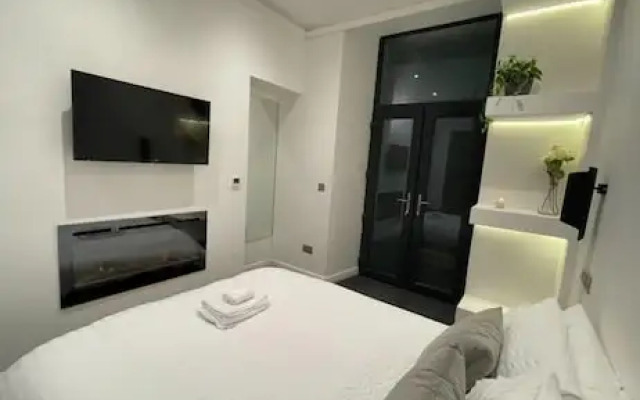 Edinburgh Retreat 2 Bedrooms & Steam Room