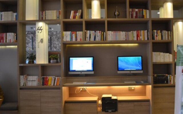 Atour Xi'an Yanta Hotel
