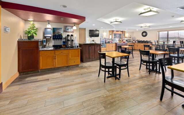 Best Western Plus McCall Lodge & Suites