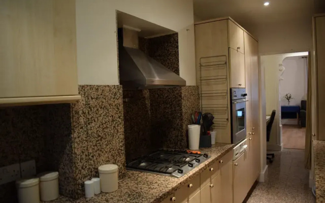 1 Bedroom Apartment in Knightsbridge