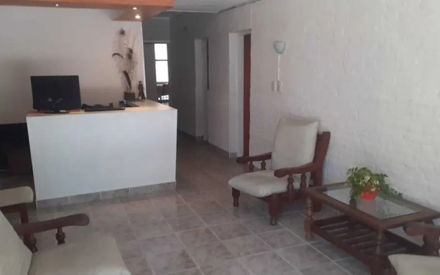 Hotel Cronos