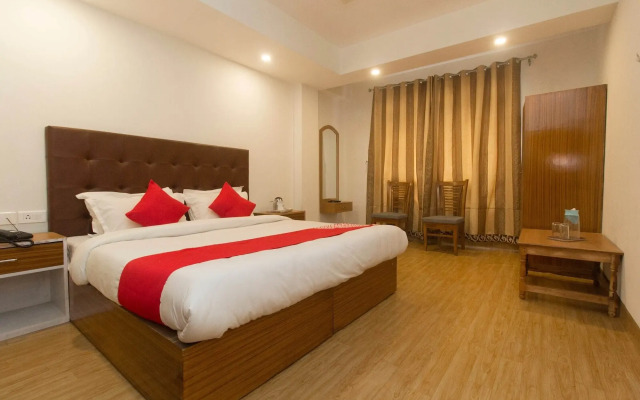 OYO 14341 Hotel Highland Vista