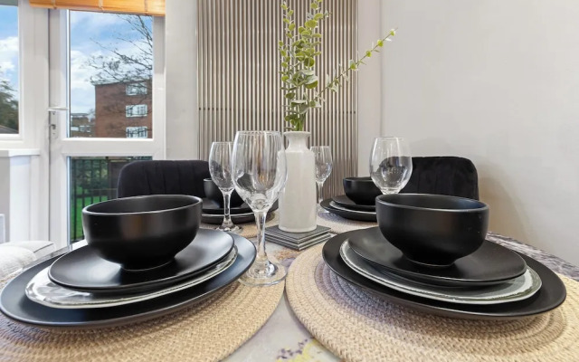 Luxe Stays Putney & Stamford