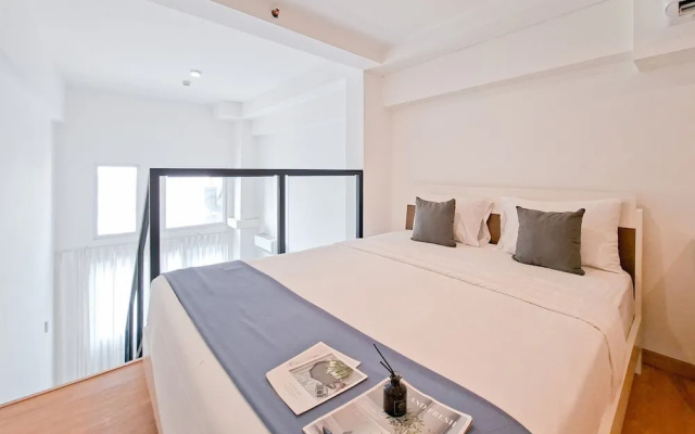 Studio Loft Kingland Avenue Apartment Near Living World Alam Sutera – Guest Rooms – South Tangerang