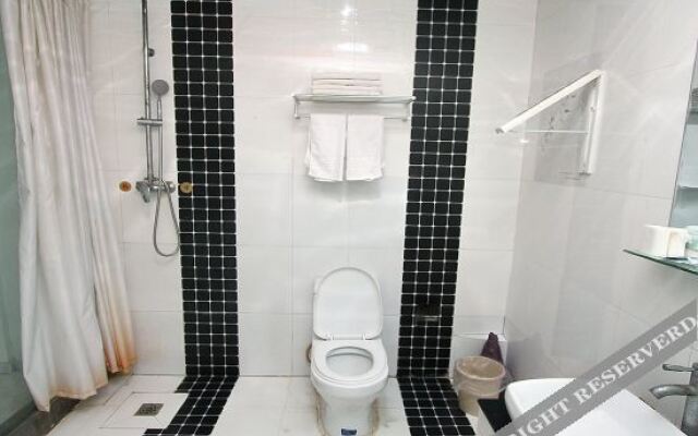 City Express Inn (Heze Railway Station, Zhonghua Road)