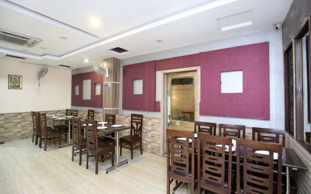 OYO 3025 Hotel Amaze