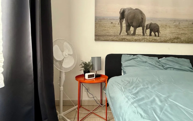 Peaceful 2 minutes European Parliament