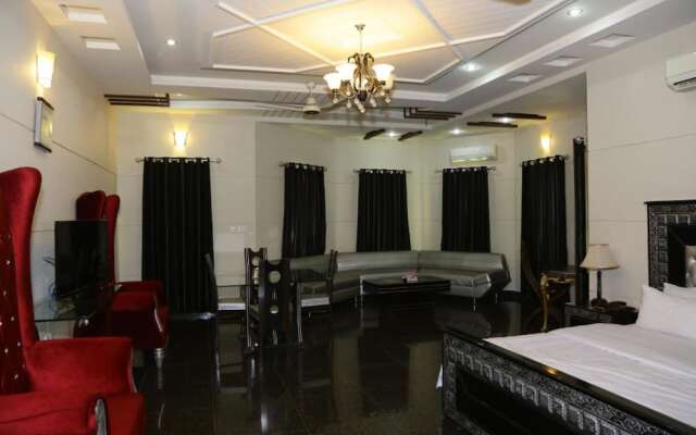 Midway Hotel & Resturant
