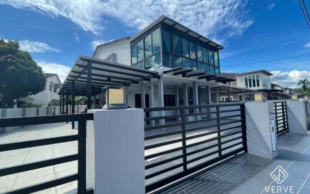 Ipoh Mansion House 21 by Verve (14pax) EECH74