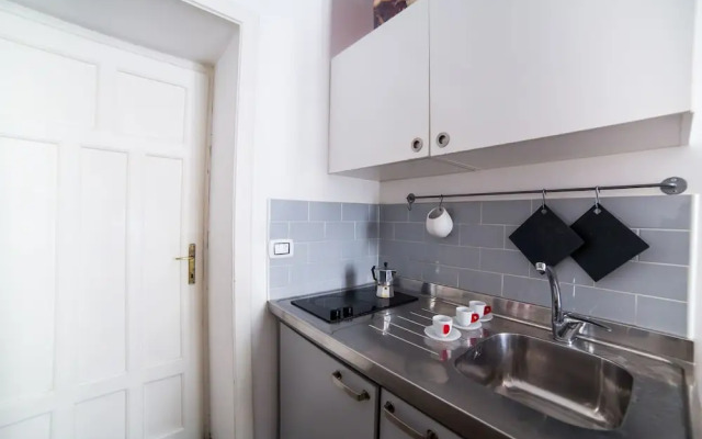 Rent in Rome - Queen