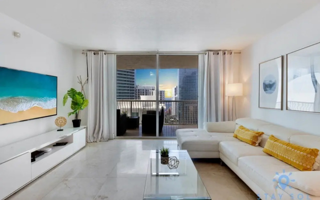 1 BR Apartment - Ocean and City Views