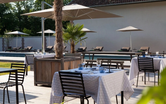 Château De La Resle - membre Design Hotels