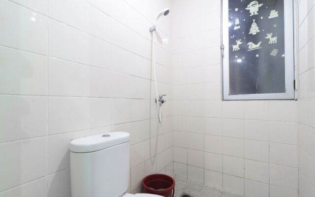 Daddy's Room Apartemen City Park by ZUZU