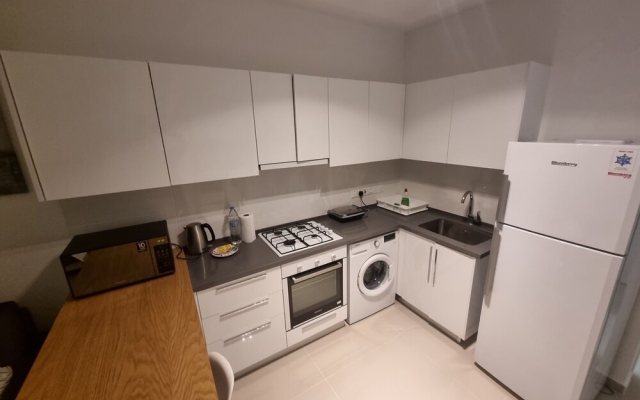Remus Pool Apartments