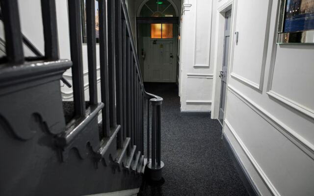 57 Rodney Street Hotel