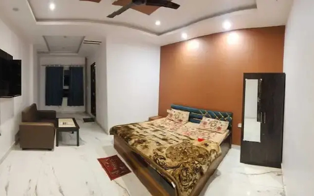 Hotel Vrindavan