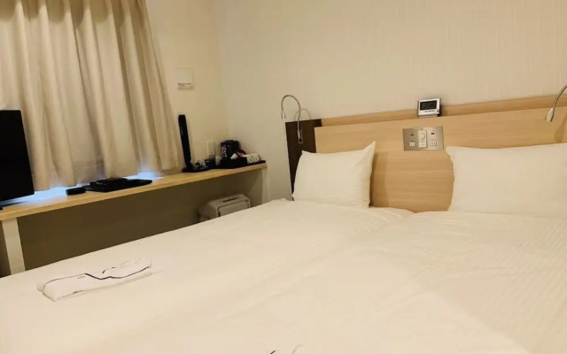 Toyotomi Inn Nambakozu