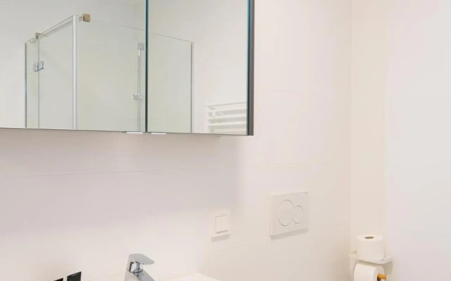 Vienna Residence, Marina Tower - Danube