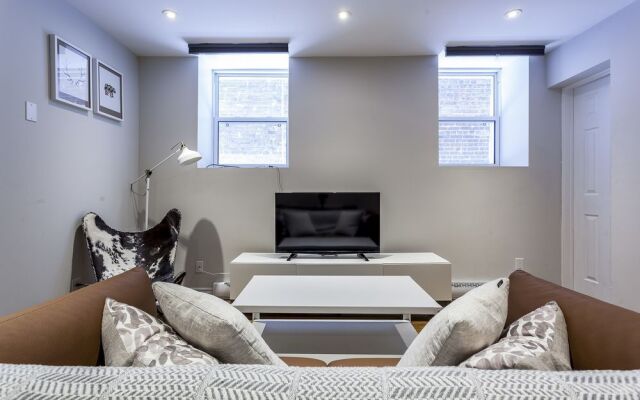 Modern 4BR in Milton Park